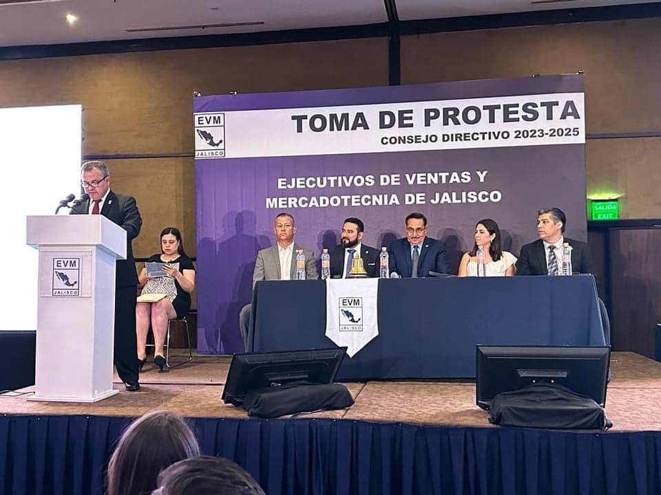 Toma de protesta Ejecutivos de Ventas y Mercadotecnia de Jalisco 2